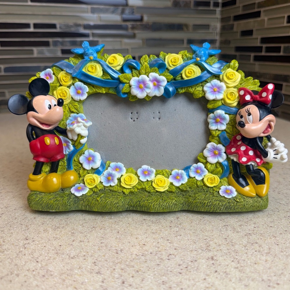 Vintage Disney Mickey & Minnie Mouse Floral Resin Picture Frame Garden Roses